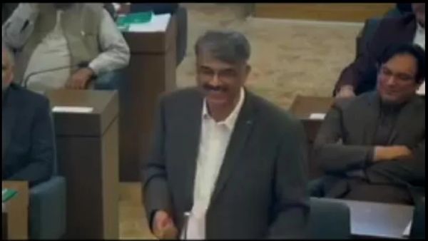 Pakistan Leader Admits to Attacks: 