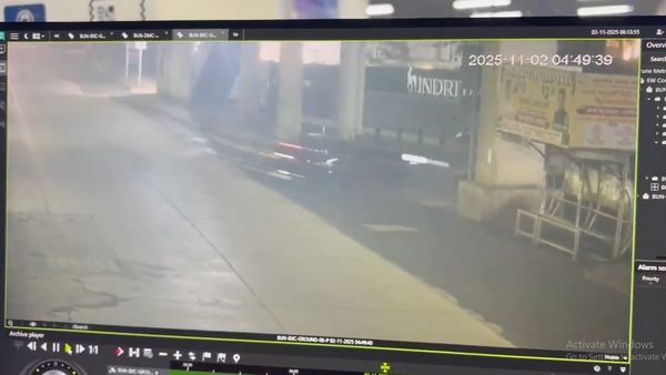 Speeding Car Hits Metro Pillar in Pune; Two Killed, One Seriously Hurt