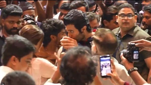 Vijay Deverakonda Caught Kissing Girlfriend Rashmika Mandanna's Hand In Viral Video
