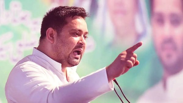 Tejashwi Yadav Slams PM Modi, Alleges ‘Maha Jungle Raj’ in Bihar