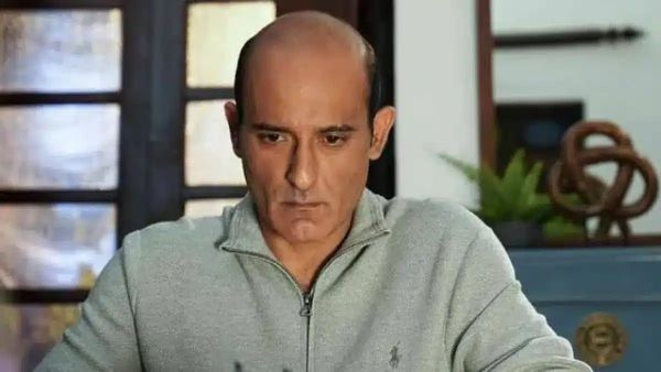 Bollywood's Dhurandhar Akshaye Khanna To Face Legal Notice; Drishyam 3 Makers Accuse Him Of Unprofessionalism