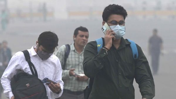 50% Work From Home: Delhi Govt Directs All Government and Private Offices To Curb Pollution