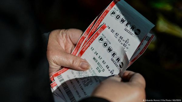 US 'Powerball' Lottery Winner Scoops $1.8 Billion Jackpot