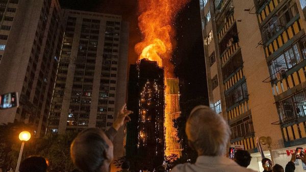 Hong Kong Fire Tragedy: 13 More Arrested; Death Toll Reaches To 151