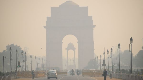 Air Quality Deteriorates Rapidly in Delhi, 18 Areas in Severe Zone