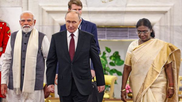 Putin Concludes Two-Day India Visit, Departs After State Banquet At Rashtrapati Bhavan