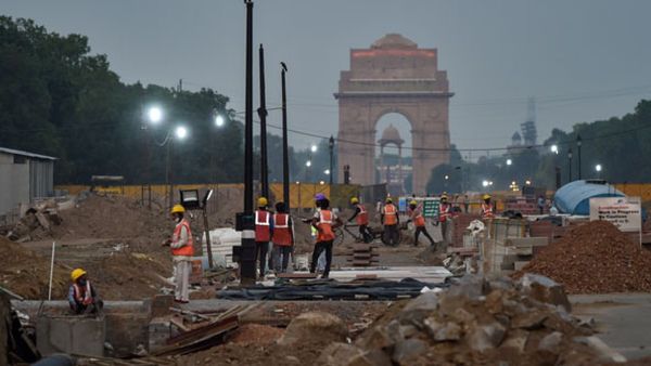 Delhi To Pay Rs 10,000 One-Time Relief To Construction Workers Amid Severe Air Pollution