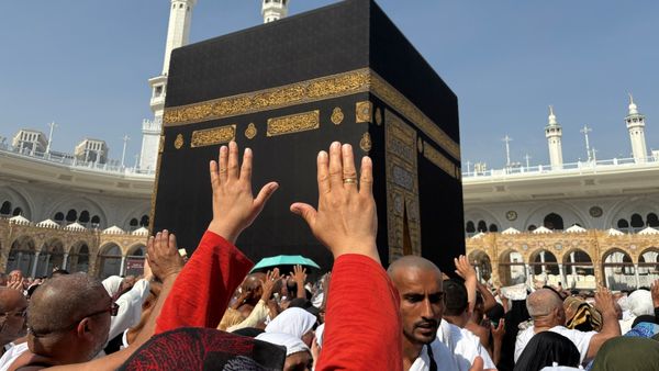 Saudi Kicks Out 56,000 Pakistani Beggars; Embarrassed Islamabad Stops 66,000 Travellers