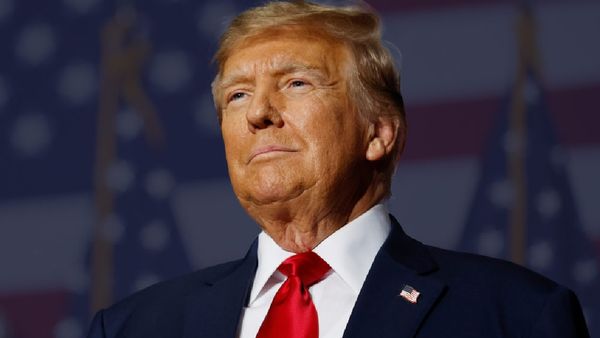 Epstein Files Spark Claims of Mossad Links and ‘Kompromat’ Involving Trump