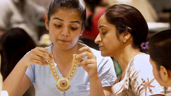 Gold Today Rate, January 21: Check 18, 22 and 24 Carat Gold Prices Bengaluru, Chennai, Delhi And Other Cities