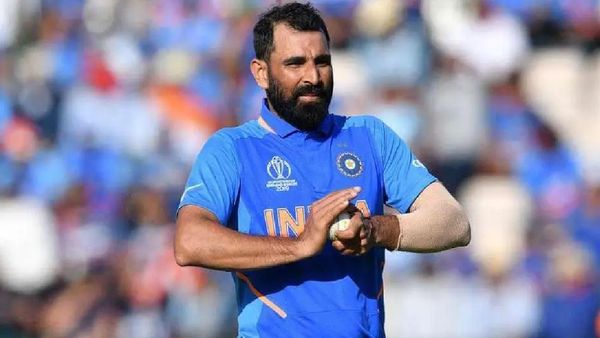 West Bengal SIR Drive: ECI Summons Mohammed Shami, TMC MP and Family for Voter Check