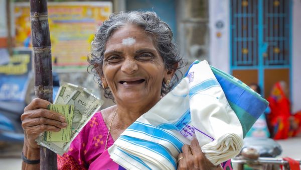 Pongal Gift For Ration Card Holders: Are Sugar Card Holders Eligible? How To Get The Gift?