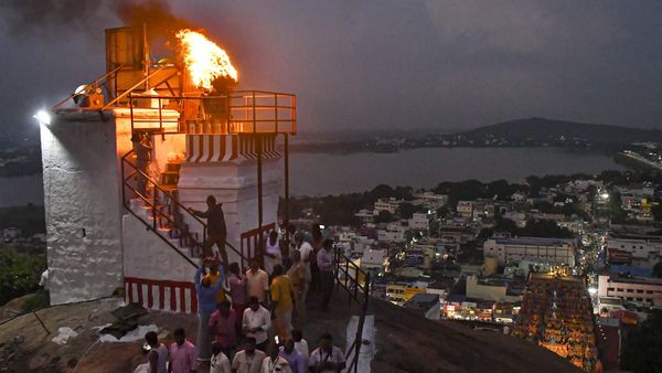 Madras HC Pulls Up Madurai Officials Over Delay In Contempt Case On Thiruparankundram Row