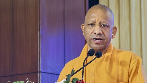 CM Yogi Adityanath To Distribute Scholarships Today, Funds To Reach Students’ Bank Accounts