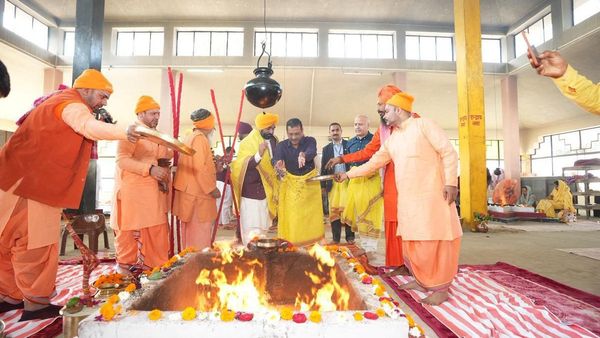 Arvind Kejriwal, CM Mann Visit Sri Rankeshwar Mahadev Temple On Maha Shivratri, Pray For Punjab’s Prosperity