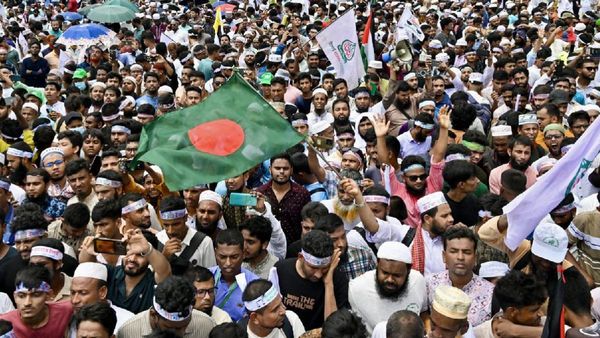 Bangladesh Election 2026: Tarique Rahman Leads BNP as Hasina Remains in India