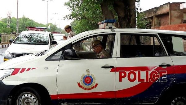 Delhi Crime: 3 Delivery Boys Beat A Businessman To Death In Connaught Place; CCTV Video Shows Crime