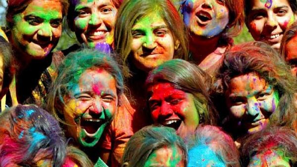 Holi 2026 Date in India Confirmed: Know When Is Holika Dahan and Rang Wali Holi