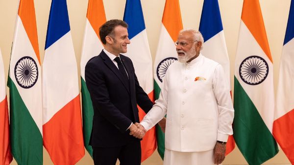 PM Modi Meets Emmanuel Macron, Calls India-France Ties A “Force For Global Stability”
