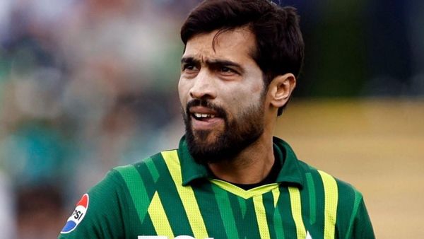 Free Gyan Before India vs Pakistan Clash! Ex-Pakistani Pacer Comments On Abhishek Sharma's Batting Skills