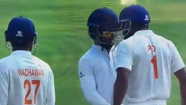 Ranji Trophy Final: Paras Dogra Headbutt Goes Viral; KL Rahul, Mayank Aggarwal Come Out With Verbal Attack