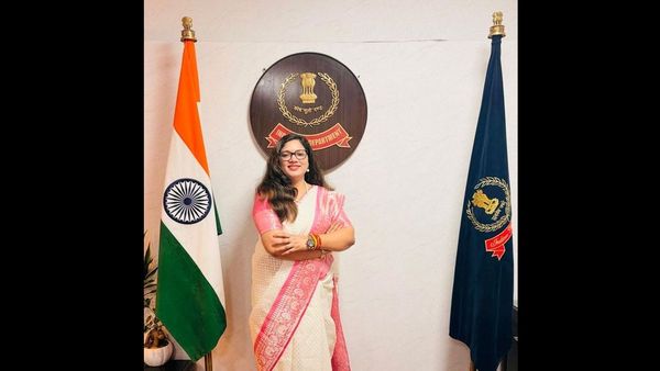 From Village to UPSC: The Inspiring Journey of Ambedkar Nagar's First Woman IRS Officer Pratibha Chaudhary