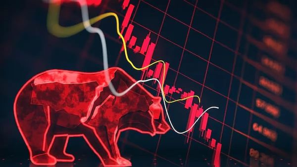 Sensex, Nifty Extend Losses on February 24 Amid FII Selling Pressure
