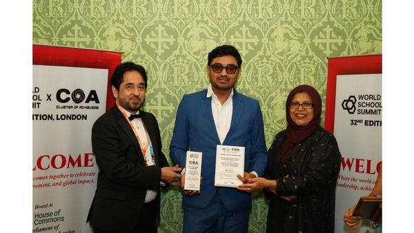 Vishal Makwana Receives Fashion Design Excellence Award At London Summit