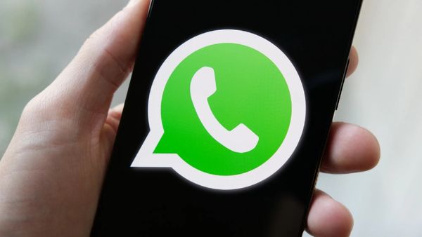 Russia Targets American Tech As WhatsApp Faces Nationwide Ban
