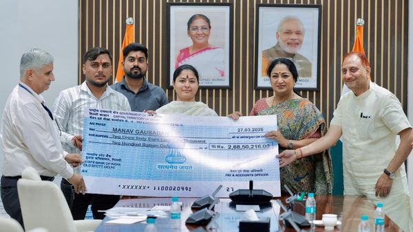 CM Rekha Gupta Launches Modern Gaushala Drive, 10 Delhi Centres in First Phase