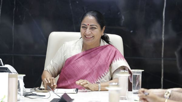 Delhi CM Rekha Gupta Urges Brotherhood On Holi, Highlights Roads, Transport And Pollution Control Measures