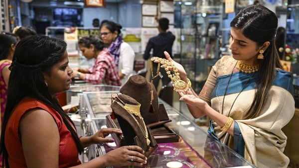 Gold & Silver Rates In Tamil Nadu: Prices See Sharp Uptick In Chennai On Mar 2