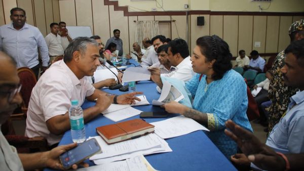 Why Is Greater Bengaluru Authority Filing Criminal Cases Over Illegal Advertisements?