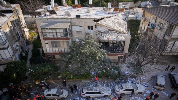 No Attack Unless Attacked First: Iran Apolgises For Strikes On Gulf States