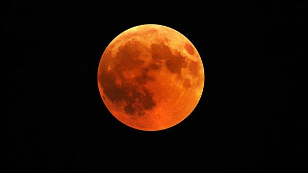 Chandra Grahan Sutak Time: Lunar Eclipse 2026 In India Coincides With Holika Dahan – Timing And Visibility