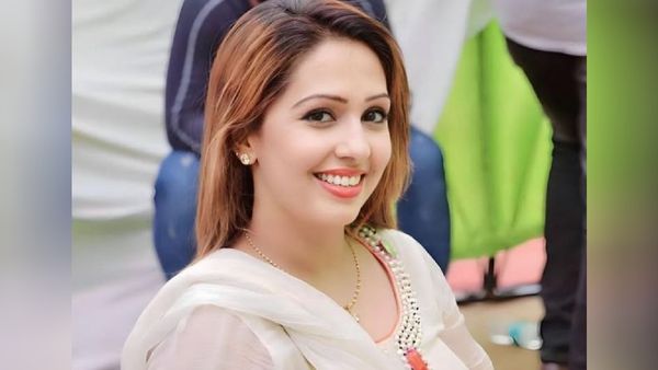 Canada: Punjabi YouTuber Nancy Grewal Stabbed To Death