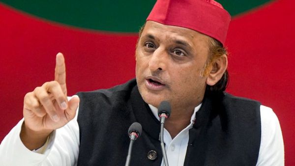 ‘We Wanted Nitish Kumar to Be PM’: Akhilesh Yadav Congratulates New Bihar CM, Slams BJP For Game Plan