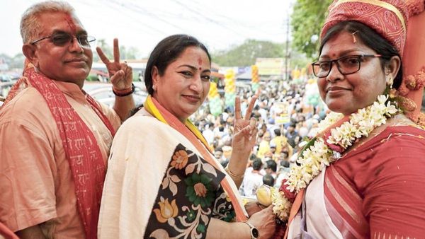 Rekha Gupta Rallies For BJP In Kharagpur, Says Bengal Ready For Change In 2026 Polls