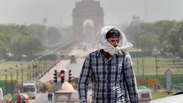 Heatwave Warning, Delhi Heat Returns After Rain Relief, IMD Issues Yellow Alert as Temperatures May Hit 43°C
