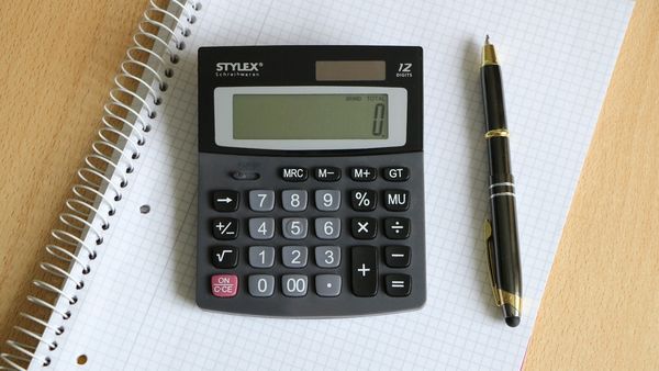 Personal Loan Calculator: Don't Borrow ₹1 Lakh Without This!