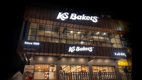 KS Bakers B2B: Hyderabad's Corporate World Just Got Sweeter!