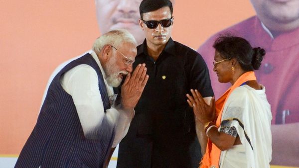 PM Modi Campaigns with RG Kar Victim’s Mother, Makes Women’s Safety Central Issue