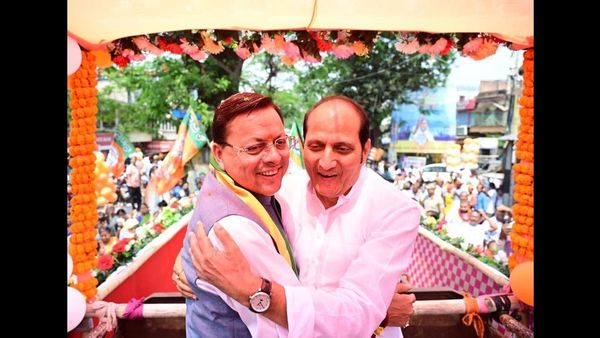 Uttarakhand News: Dhaakad' Dhami Leads BJP Charge in West Bengal, Draws Massive Crowd in Bangaon