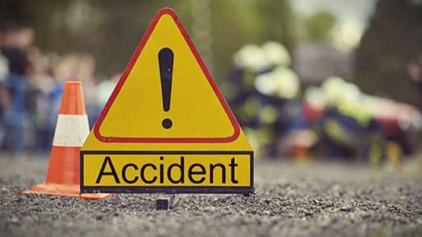 Gujarat Bus Accident: Pilgrims' Bus Overturns in Junagadh district, 2 Dead, 15 Injured