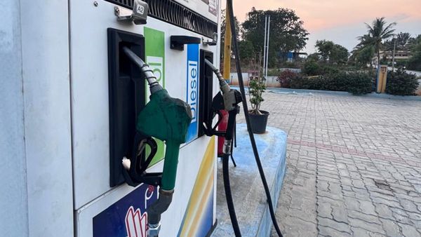 Bengaluru Petrol Price Crosses ₹110 Again as Fuel Rates Rise for Fourth Time in 10 Days