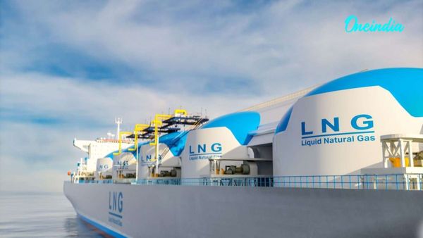 LNG Tanker Carrying Fuel For India Exits Strait Of Hormuz Amid Ongoing Iran Conflict