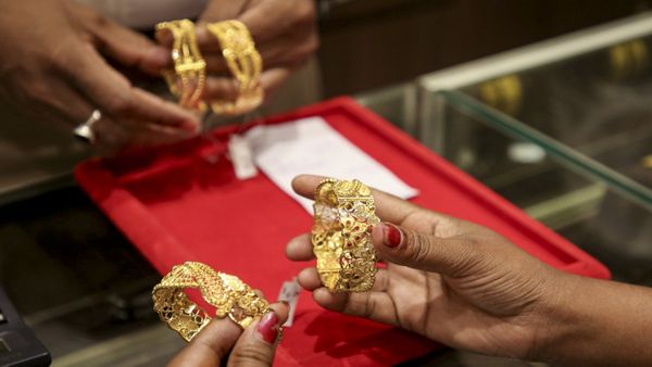 Chennai Gold & Silver Price Today: Check Rates at GRT, Lalithaa Jewellers, Swarna Maligai & Other Shops