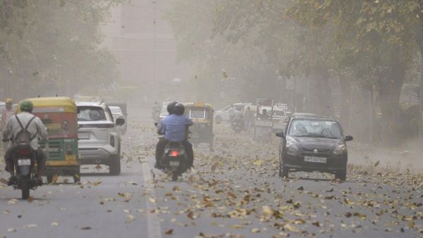 Delhi-NCR Dust Storm Forecast And Thunderstorm Alert Amid Heatwave