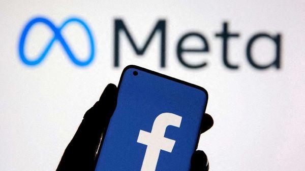 Meta Forum App: Topic Led Threads For Facebook Groups With AI