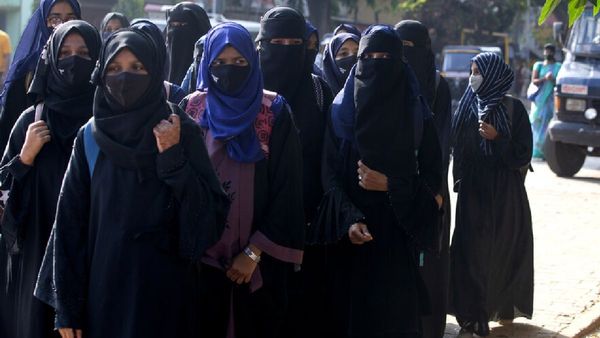 Karnataka Government Withdraws 2022 Hijab Ban in Classrooms
